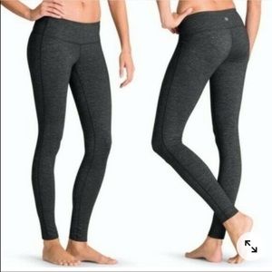 ATHLETA Black/Grey Static leggings *petite*